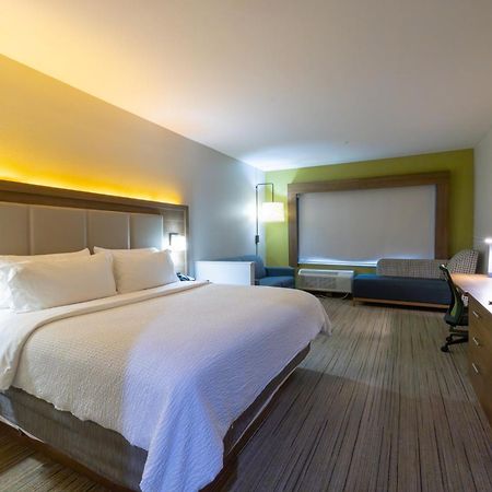 Holiday Inn Express & Suites Dallas Ne Arboretum Garland Eksteriør billede