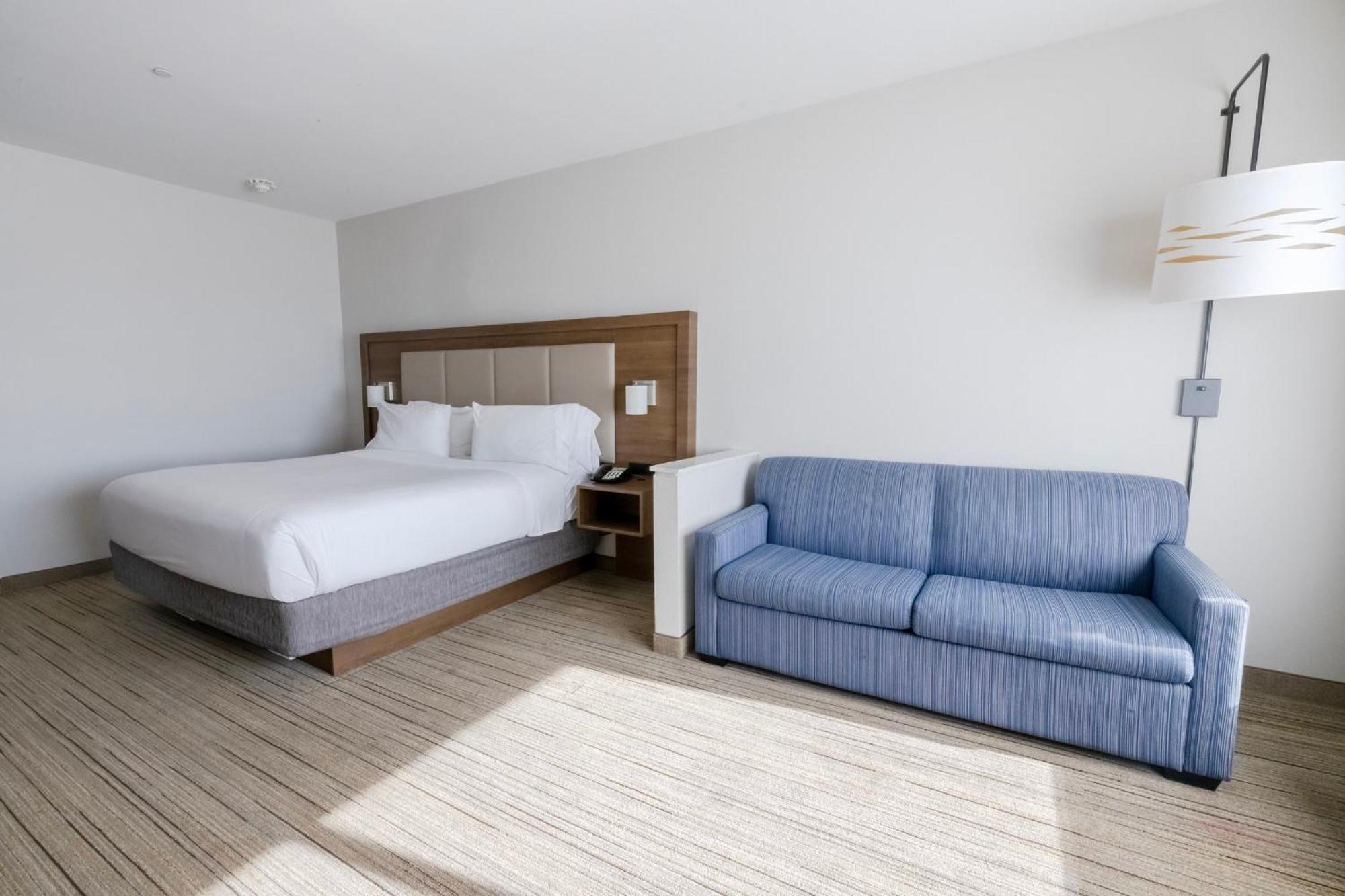 Holiday Inn Express & Suites Dallas Ne Arboretum Garland Eksteriør billede